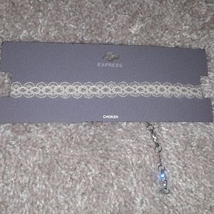 Never worn cute cream lace choker